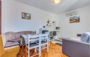 Nice Apartment In Crikvenica With 3 Bedrooms And Wifi
