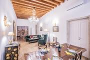 Ca San Beneto Completely Refurbished in a fabulously central area
