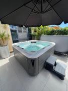 Park View On Bayswater | 2 Storey Townhouse