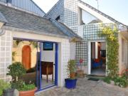 Maison à 100m de la mer avec WiFi, parking privé et jardin, au cœur de Trégastel - FR-1-368-210