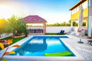 Holiday home Dinko Holiday home Dinko