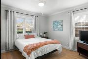 Cozy Heights House Patio and Backyard Sleeps 9