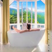 Luxe Wilderness - Private Villas, Free Breakfast, 2km from City Centre