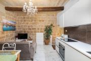 Chic, Stylish 1 Bedroom Maisonette - Close to Valletta