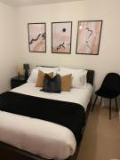 Great 1Bed 10 mins from East Croydon with Free WiFi