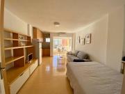 Estudio soleado y bien ubicado