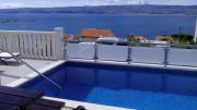 Apartment in Dugi Rat with private Pool, sea view, terrace, aircondition, WiFi 5112-1