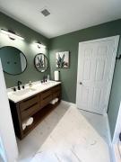 Tropical Playhouse. Heated Pool . Spa . Golf . FUN