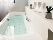 Jacuzzi Bay avec LITERIE GRAND LUXE proche du lac Annecy Avenue du Parmelan