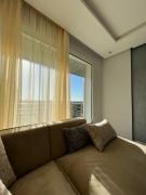 Shiny appartment in Prestigia