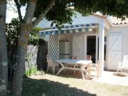 Maison proche plage et commerces, 2 chambres, jardin, parking privé - FR-1-22-209