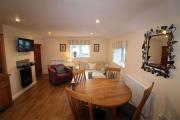 Mill House Cottage, on a Fishing Park near Brampton with hot tub
