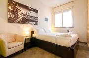 Large studio flat with private car park