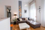 Bright Two-Bedroom Home by the New York Palace Bright Two-Bedroom Home by the New York Palace