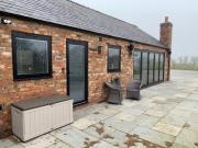 Luxury Studio Cottage at Foot of Yorkshire Wolds