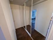 Valoisa huoneisto jossa erinomaiset vuoteet.