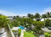 7 Cockleshell Sands Metres to Noosa River