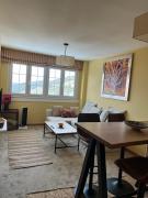 MARIBEL ELITE junto pistas