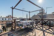 GuestHost - San Marco vista sui tetti veneziani Apartment