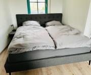 Das Chorzimmer- Ambiente am Fuße der Burg