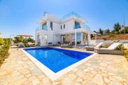 Mylos Lifestyle Seaview Villa 37