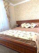 Центр (6). Поруч Став та Парк