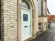 Top Whitby Top Whitby