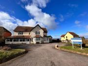 Blue Anchor House - Seaview, Hot Tub Apartments