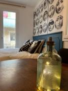 Le Bonheur -studio terrasse centre-ville -