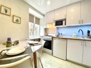 1-кімн Світла квартира у Скандинавському стилі, Центр міста