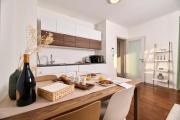 Spada brand new apartment with garden 3 min from beach!