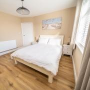 Highgate Beach House - Great for family stays and contractors