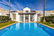 Villa Luz do Atlantico by OCvillas