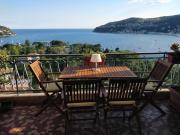 Vintage flat on Villefranche bay - free car park