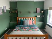 La Brisa-fully refurbished, perfect local