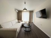 New luxury furnished apartment - beach, Varna center & fast Wi-FI