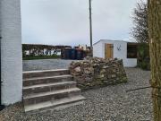 Beautiful 2-Bed semi rural cottage enclosed garden