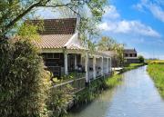 Idyllisch en knus huisje met prachtige veranda.