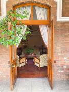 Kimberley Club Guesthouse