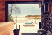 Beautifully renovated lakeside red cottage