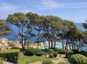 Holiday Dúplex Cap Sa Sal at the edge of the sea