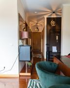 Delmar by LovelyStay