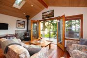Top Bowen Island
