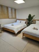 AREX Hongik Unit 101