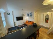 Glen Ness Apartment in tranquil area of city centre Glen Ness Apartment in tranquil area of city centre