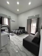 FORIA HOUSE VALENTiNO