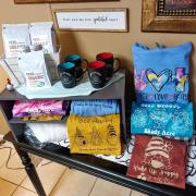 Shady Acre Inn and Suites