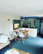 Knus chalet met zwembad en sauna