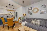 Westfield Burakowska Apartment with Parking by Renters