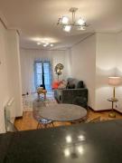 Apartamentos El Escudo Centro